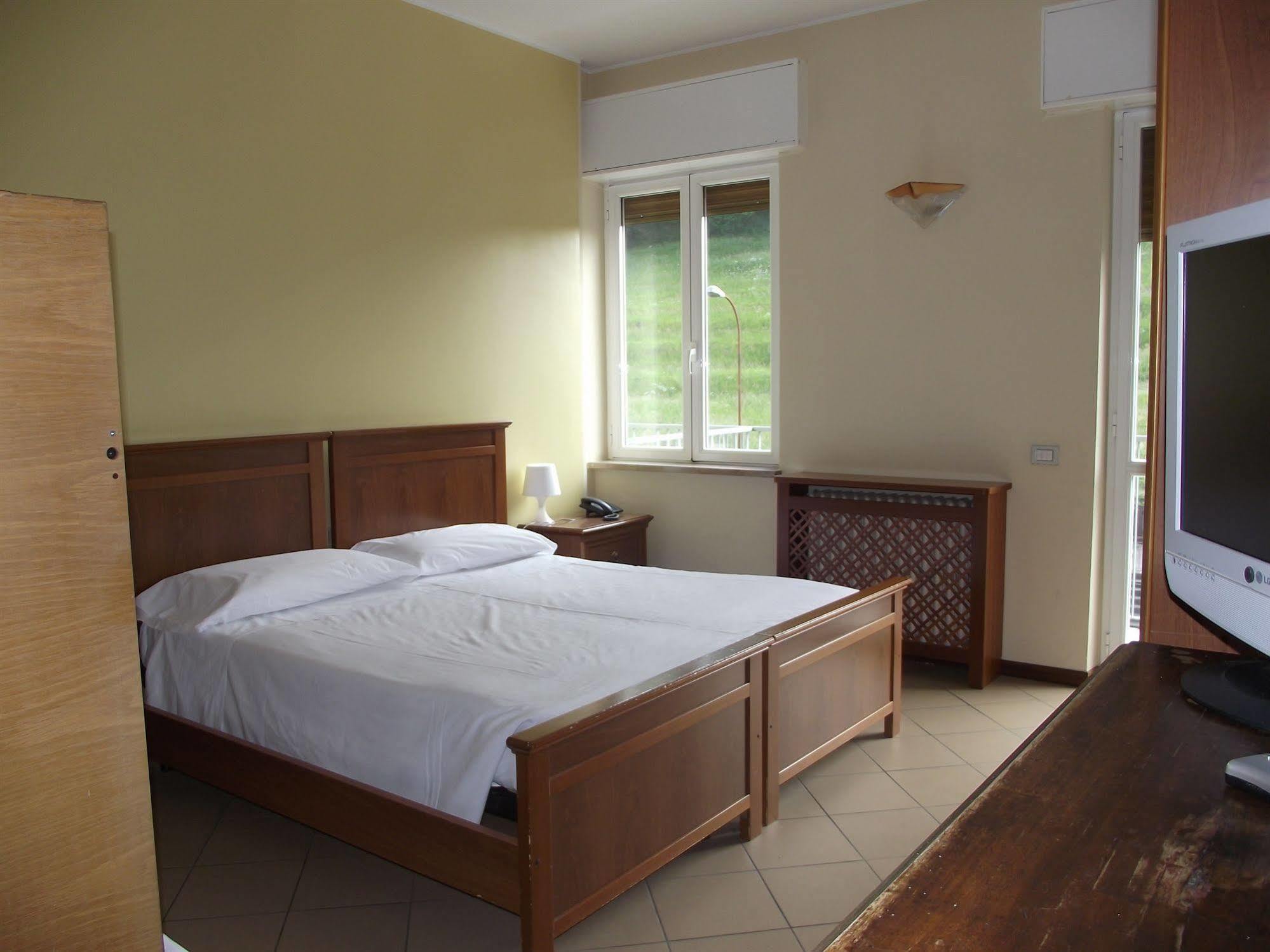 Hotel Ventolosa Villa d'Alme Ngoại thất bức ảnh